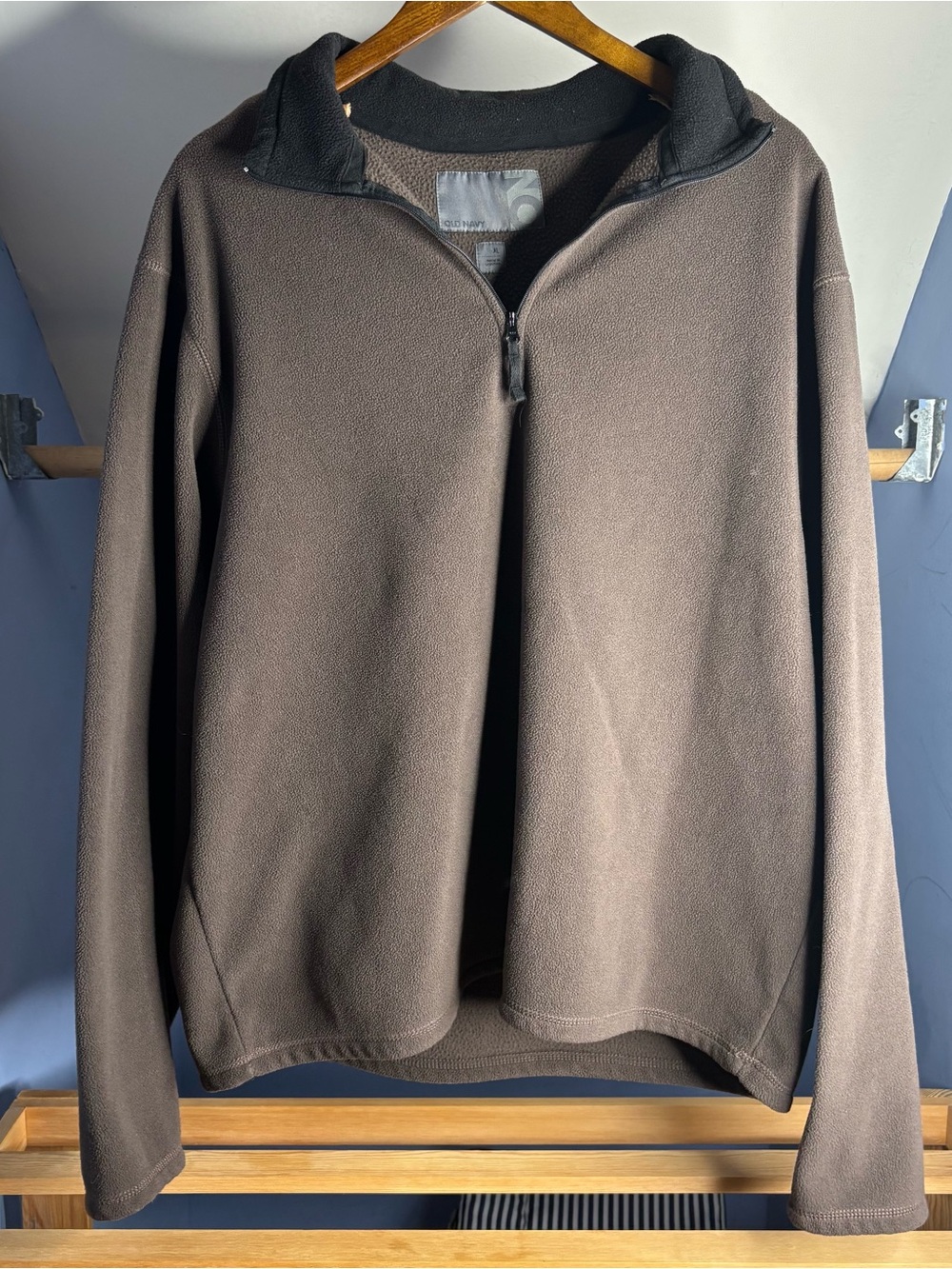 Vintage Old Navy Men's Brown Zip-Up Fleece Pullover with Black Collar